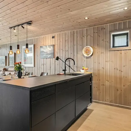 Nyaraló Exclusive With Fantastic Views At Sommaroy